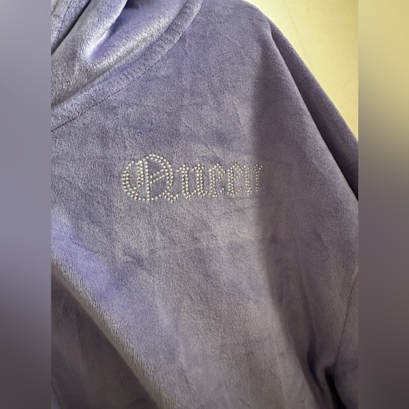 Lavender Sweater - Picture 3 of 3